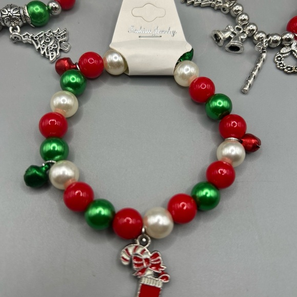 Christmas Stretch Beaded charm Bracelet Set Fashion Jewelry Gift Set NEW - Picture 3 of 4